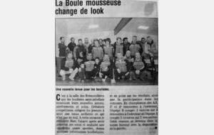 2001.02 La Boule Mousseuse change de look